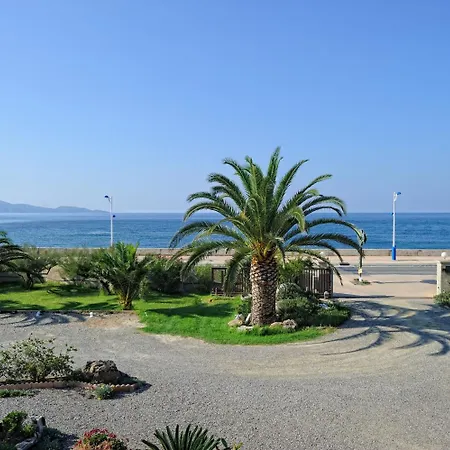 Les Galets Hotel 3*
