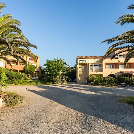 Les Galets Hotel 3*