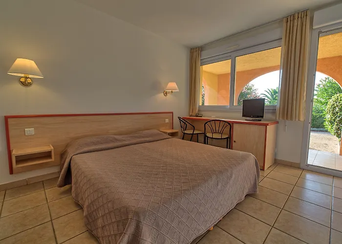 فندق Les Galets 3*