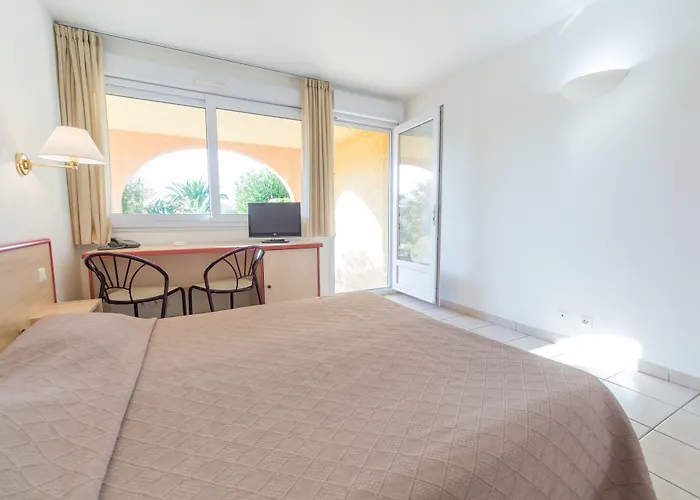 Hotel Les Galets Saint-Florent (Corsica)