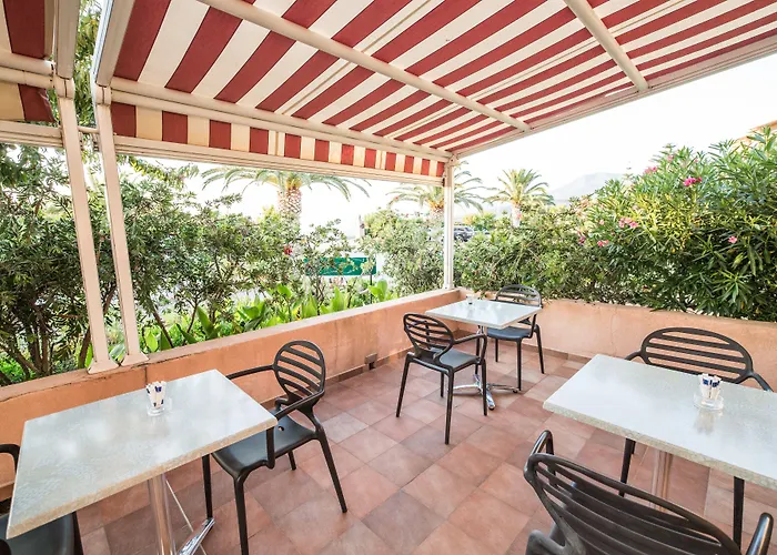 Hotel Les Galets Saint-Florent (Corsica)