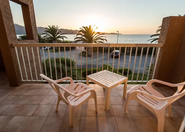 Les Galets فندق 3*